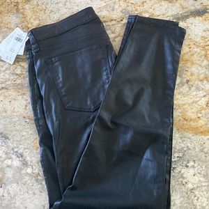 Brand NEW Abercrombie & Fitch Super skinny ankle high rise black pants.